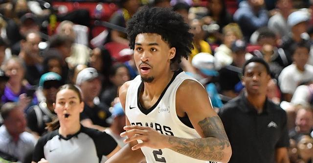 Shams：榜眼秀哈珀接受手指手术 修复左拇指韧带部分撕裂